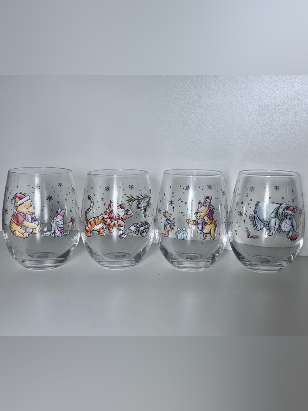 Disney Winnie the Pooh Christmas Stemless Glasses – Set of 4 🎄🐻